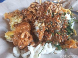Mlekoh Sedap! Pecel Legendaris Mbok Kami dari Palagan Ambarawa