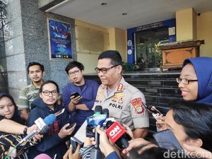 Polisi: Rp 300 Juta yang Disita dari Jokdri Pinjaman untuk Mbah Putih Polisi: Rp 300 Juta yang Disita dari Jokdri Pinjaman untuk Mbah Putih