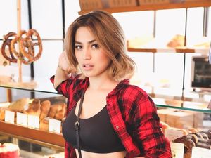 Gaya Seksi Jessica Iskandar Ketemu Camer yang Bikin Netizen Riuh