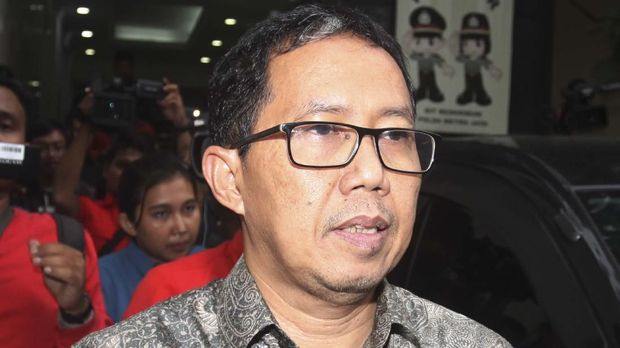 Joko Driyono tersangka kasus penghilangan barang bukti.