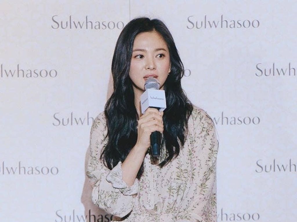Bicara soal Kehidupan Pernikahan, Song Hye Kyo Menangis Bicara soal Kehidupan Pernikahan, Song Hye Kyo Menangis
