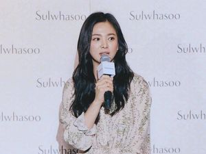 Serum Andalan Song Hye Kyo dari Sulwhasoo Hadir di Indonesia Serum Andalan Song Hye Kyo dari Sulwhasoo Hadir di Indonesia