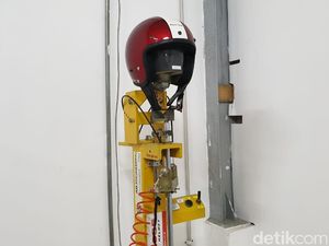 Intip Proses Pembuatan Helm Berstandar SNI Intip Proses Pembuatan Helm Berstandar SNI