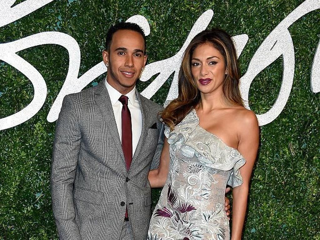 Kata Nicole Scherzinger soal Video Intim dengan Lewis Hamilton Kata Nicole Scherzinger soal Video Intim dengan Lewis Hamilton