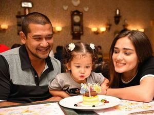 Pose Kuliner Si Imut Seraphina Rose hingga Meme Tabung Gas Kocak Pose Kuliner Si Imut Seraphina Rose hingga Meme Tabung Gas Kocak