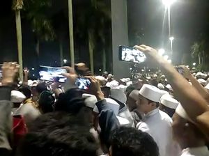 Pengamat Politik Bicara soal Persekusi Jurnalis di Munajat 212