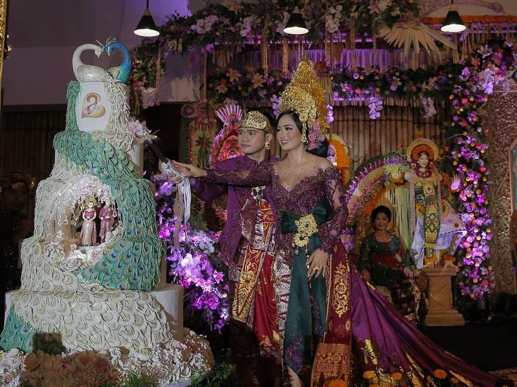 Serunya Kulineran Berlin dan Annie yang Baru Saja Menggelar Royal Wedding di Bali