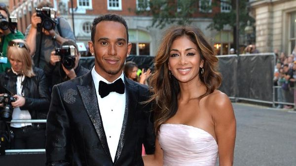 Momen Mesra Nicole Scherzinger dan Lewis Hamilton yang Video Intimnya Tersebar