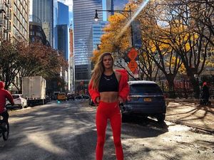 Foto: Nina Agdal, Model Seksi Denmark yang Suka Pantai Foto: Nina Agdal, Model Seksi Denmark yang Suka Pantai