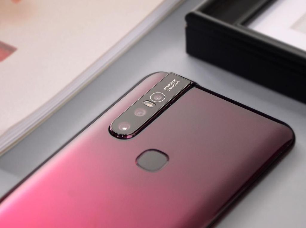 Ragam Kecanggihan Vivo V15 yang Segera Rilis di Indonesia Ragam Kecanggihan Vivo V15 yang Segera Rilis di Indonesia