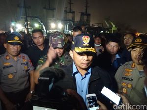 Polisi Periksa 7 Orang Terkait Kebakaran Kapal di Muara Baru