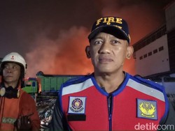 Damkar DKI Imbau Warga Cabut Colokan Listrik-Gas Sebelum Mudik