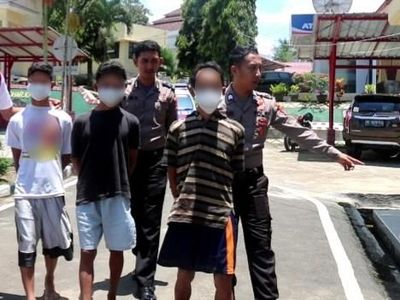 Foto: Ini Ayah dan Dua Anaknya Pelaku Incest di Lampung