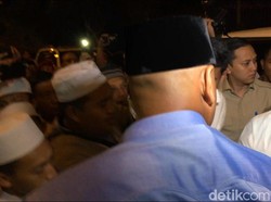 Kunjungi PP Riyadlul Jannah Jatim, Prabowo Temui KH Mahfud