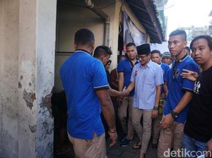 Sowan ke Tokoh Agama di Karangasem, Sandi Disambut Pasukan Emak-emak