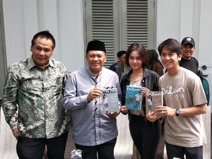 Pemeran Film Dilan 1991 akan Konvoi Keliling Bandung Naik Bandros Pemeran Film Dilan 1991 akan Konvoi Keliling Bandung Naik Bandros