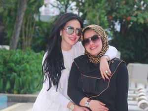 Ditanya soal Nikita Mirzani, Aisyahrani Kok Kabur? Ditanya soal Nikita Mirzani, Aisyahrani Kok Kabur?