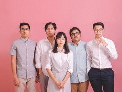 Lirik dan Chord On My Own, Again dari Reality Club