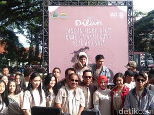 Seluruh Bioskop di Bandung Hanya Tayangkan Film Dilan 1991 Seluruh Bioskop di Bandung Hanya Tayangkan Film Dilan 1991