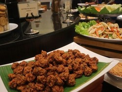 Wisata Kuliner Halal di Tengah Kota Bangkok, Bisa Banget!