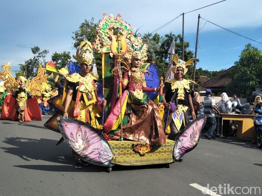 Meriahkan Pesona Bau Nyale 2019, Mandalika Fashion Carnaval Digelar Meriahkan Pesona Bau Nyale 2019, Mandalika Fashion Carnaval Digelar