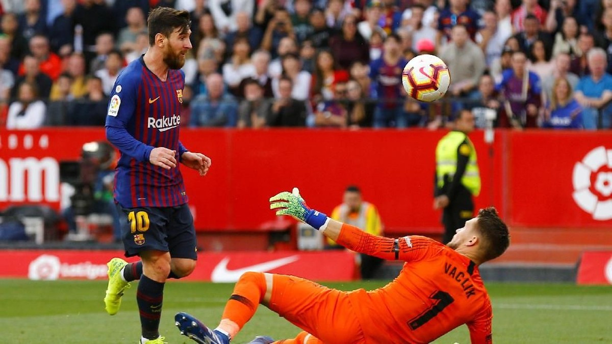 Barcelona kalahkan Sevilla 4-2. (Foto: Marcelo Del Pozo/Reuters)