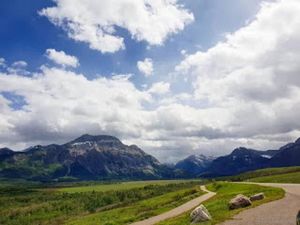 Dari Waterton Sampai Calgary, Kanada Indah Luar Biasa