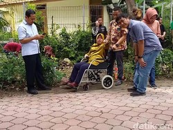 Kelelahan, Wali Kota Risma Dirawat di ICU RS Soewandi