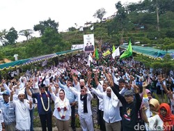 Titiek Soeharto Soal Puisi Neno Warisman: Jangan Dipenggal-penggal!