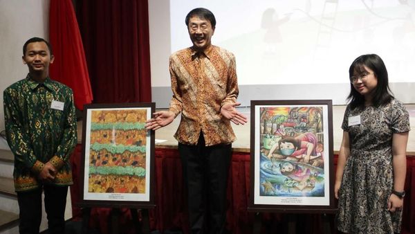 Dua Pelukis Indonesia Juara Lomba Lukis Internasional Kao