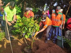 Hari Peduli Sampah Nasional, Pemprov DKI Gelar Kerja Bakti Bareng Warga