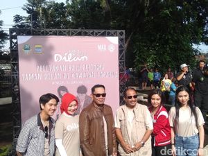 Sudut Film Dilan Diresmikan Menteri Pariwisata Arief Yahya hingga Ridwan Kamil Sudut Film Dilan Diresmikan Menteri Pariwisata Arief Yahya hingga Ridwan Kamil