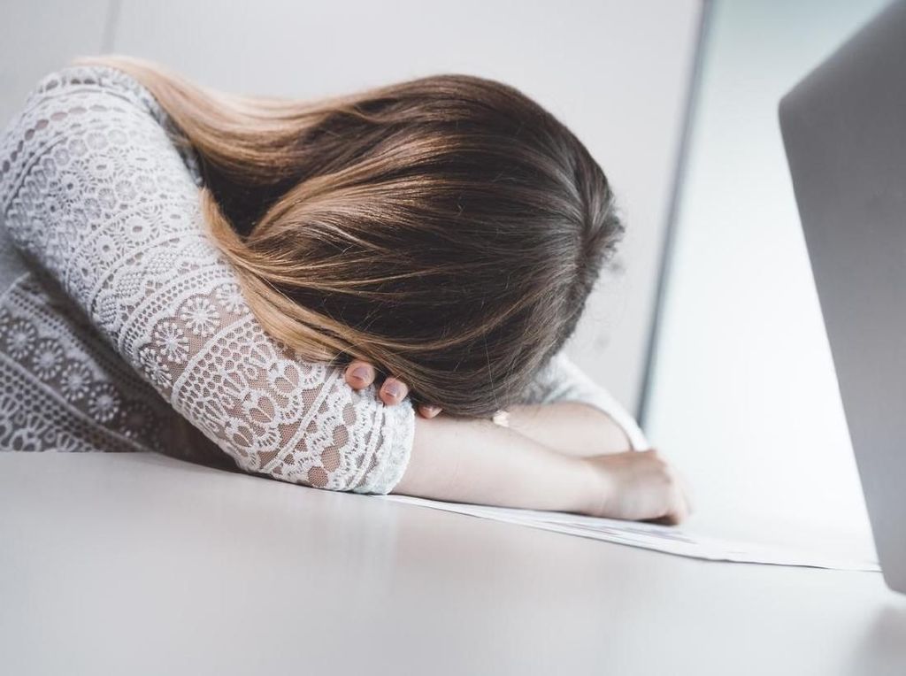 Curhat Mereka yang Izin Sakitnya Ditolak Kantor Curhat Mereka yang Izin Sakitnya Ditolak Kantor