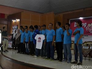 Kader Partai Demokrat Pekalongan Deklarasi Dukung Dukung Jokowi Kader Partai Demokrat Pekalongan Deklarasi Dukung Dukung Jokowi