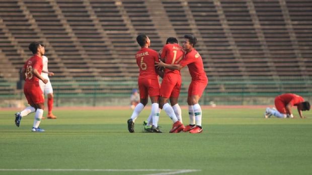 Gol Luthfi Kamal bawa Timnas Indonesia U-22 ke final Piala AFF.