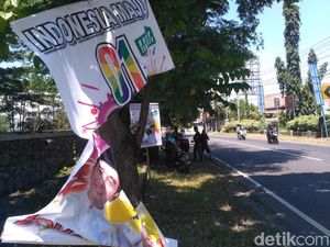 Puluhan Banner Jokowi-Maruf di Situbondo Dirusak Tangan Jahil