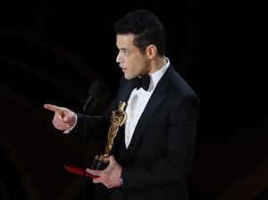 Rami Malek Dikonfirmasi Bermain di Film Terbaru James Bond Rami Malek Dikonfirmasi Bermain di Film Terbaru James Bond