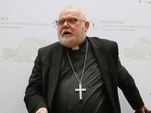 Gereja Katolik Disebut Hancurkan Bukti Kasus Pelecehan Seksual