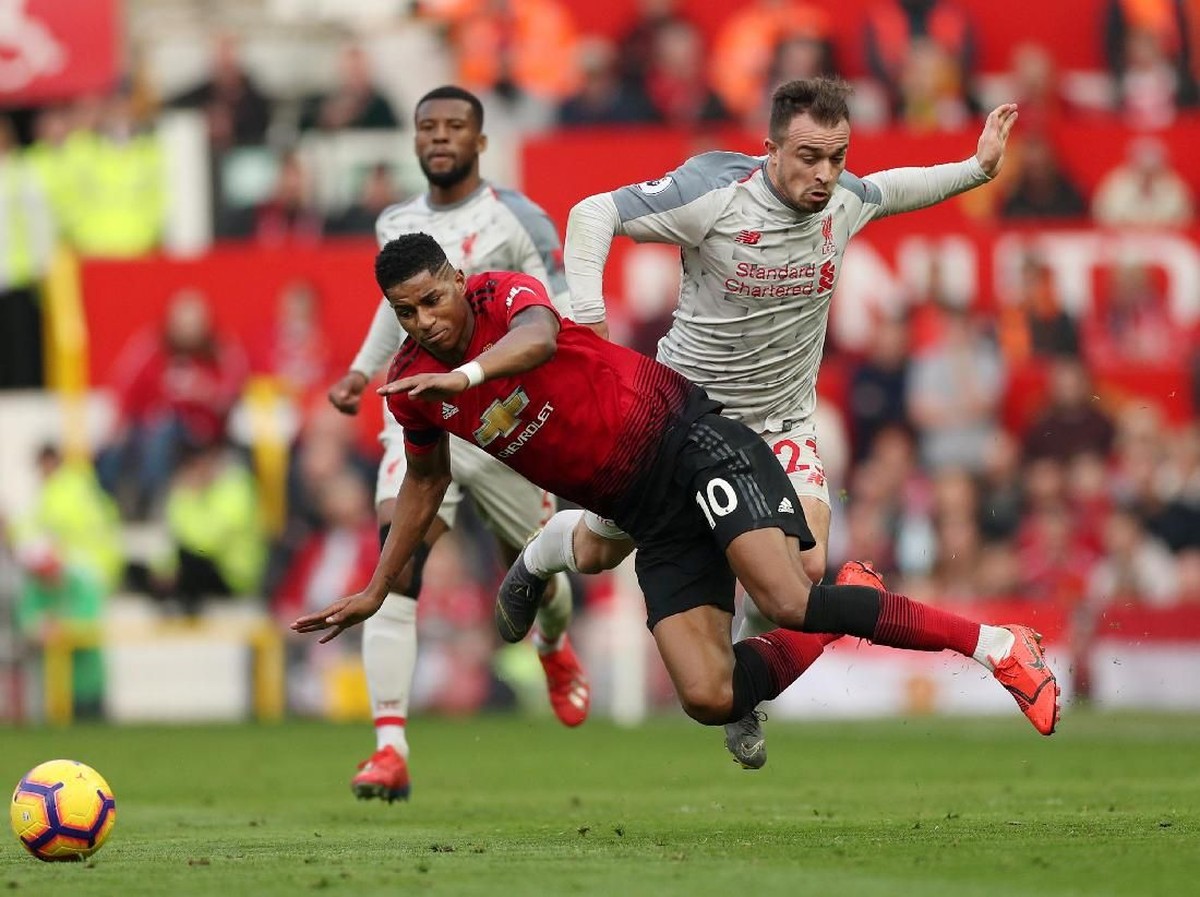 Duel MU Vs Liverpool masih dianggap sebagai pertandingan terbesar di Liga Inggris. Foto: Reuters