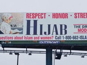 Billboard Hijab Curi Perhatian di Amerika, Ajak Warga Menghargai Hijabers Billboard Hijab Curi Perhatian di Amerika, Ajak Warga Menghargai Hijabers