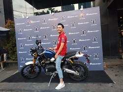 Baru Meluncur di RI, Omesh Langsung Beli Triumph Scrambler 1200 XE