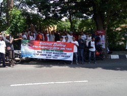 Prabowo Diteriaki Jokowi Saat Berkampanye di Gresik