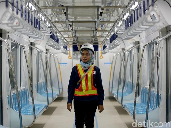 Asyik! 12 Maret Masyarakat Sudah Bisa Jajal Naik MRT
