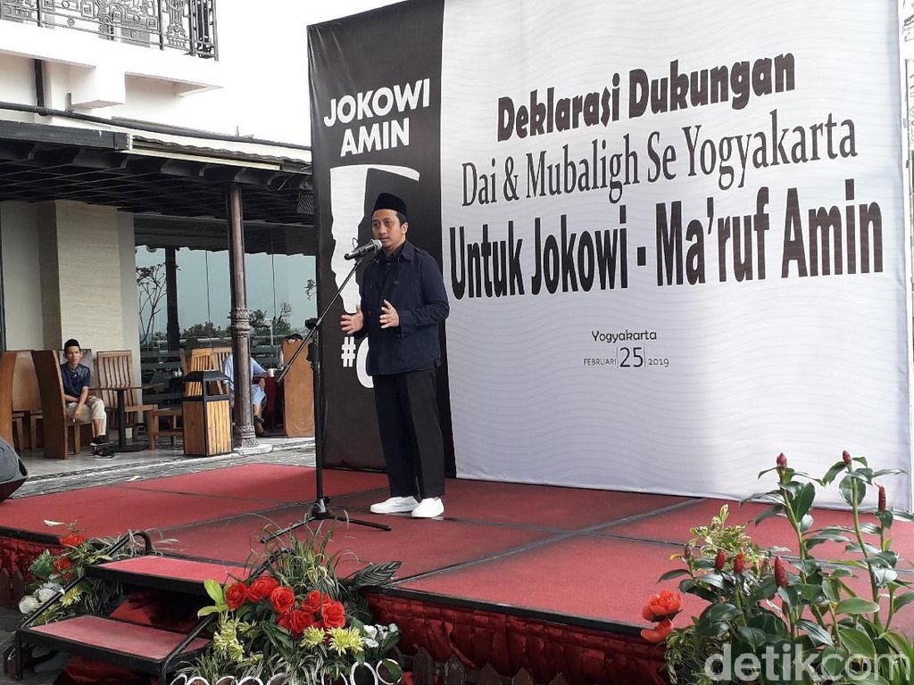 Hadiri Deklarasi Dai Pro-Jokowi, Yusuf Mansur Ajak Doakan Prabowo Hadiri Deklarasi Dai Pro-Jokowi, Yusuf Mansur Ajak Doakan Prabowo