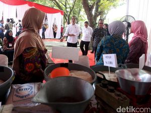 Alokasi Bantuan Pangan Tahun Depan Naik Jadi Rp 1,8 Juta/Keluarga Alokasi Bantuan Pangan Tahun Depan Naik Jadi Rp 1,8 Juta/Keluarga