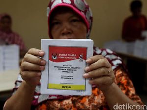 Panwaslu Laporkan Surat Suara Mayoritas Tercoblos 01 di Selangor Malaysia