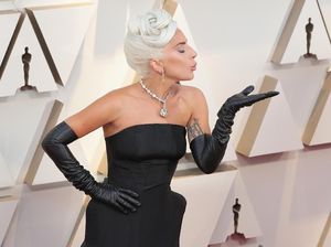 Dandani Lady Gaga, Stylist Artis Hollywood Ini Mendadak Ngetop Dandani Lady Gaga, Stylist Artis Hollywood Ini Mendadak Ngetop