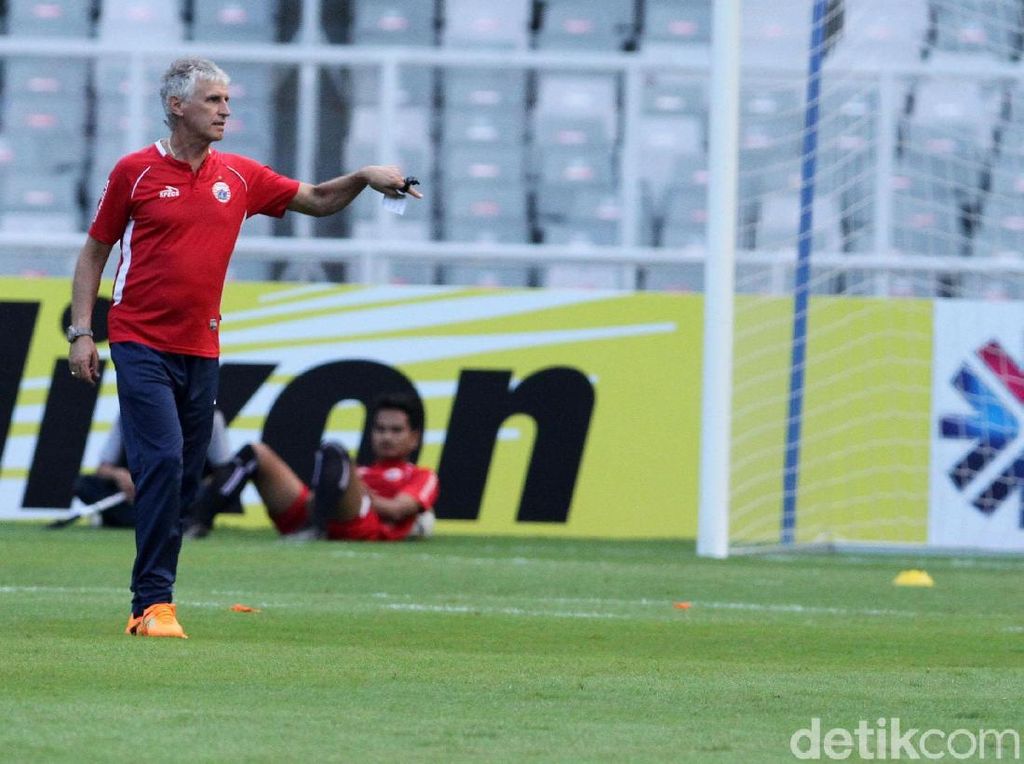 Ivan Kolev Ragu Turunkan Tiga Pemain Asing di Laga Perdana Piala AFC Ivan Kolev Ragu Turunkan Tiga Pemain Asing di Laga Perdana Piala AFC
