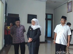 Khofifah akan Bangun Pabrik Pengolahan Limbah B3 di Lamongan