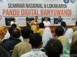 Bupati Anas Bicara Milenial Punya Peran Penting Sukseskan Pemilu